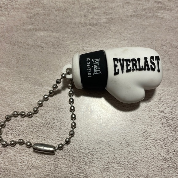 Everlast Accessories Everlast Boxing Glove Keychain Poshmark